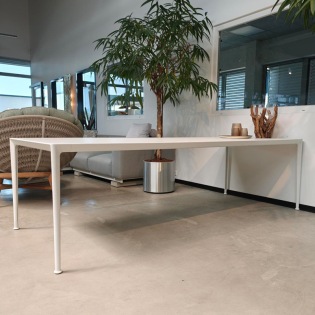 B&B Italia MIRTO OUTDOOR Esstisch 250x100 cm, Weiß